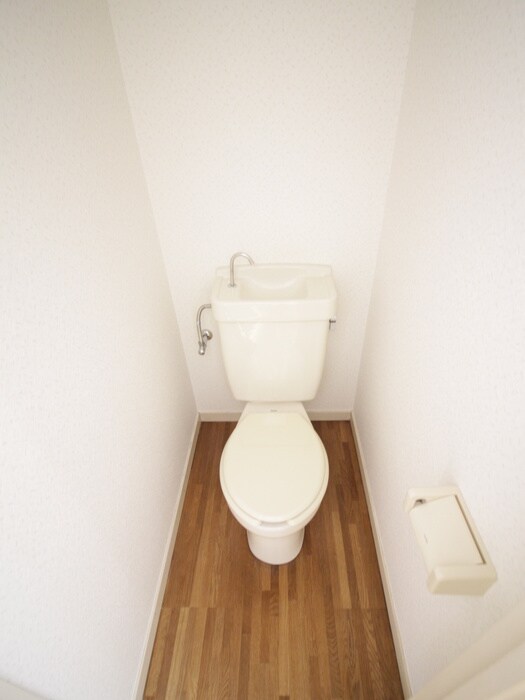 エステ－トピア吉川の物件内観写真