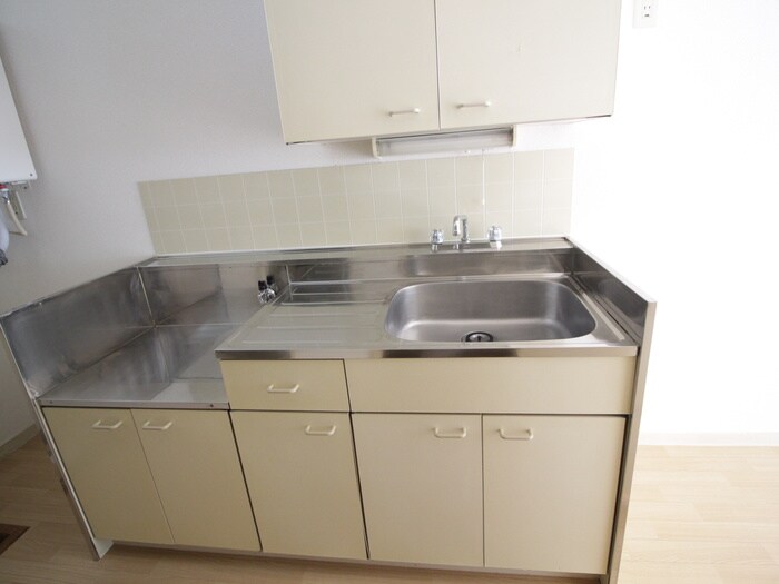 エステ－トピア吉川の物件内観写真