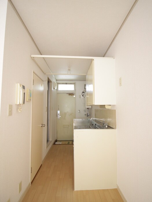 エステ－トピア吉川の物件内観写真