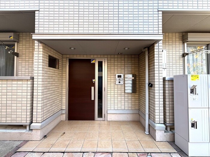 ラ・フルールの物件外観写真