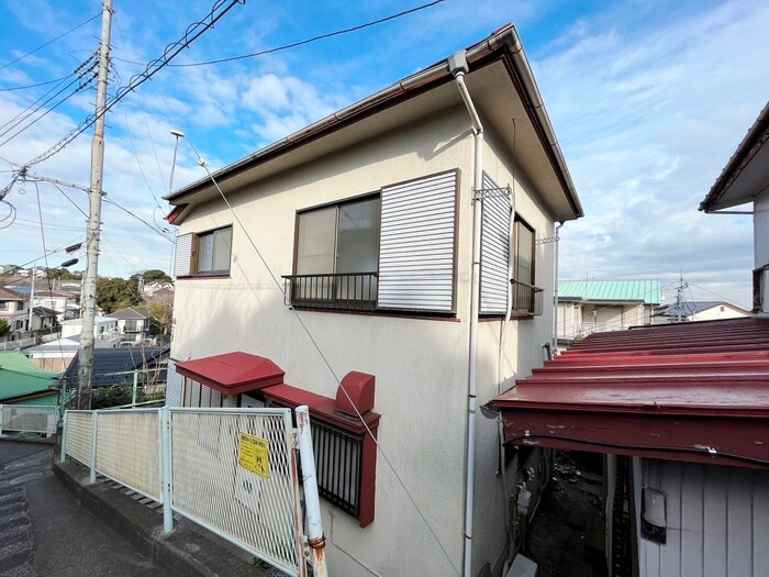 ヴィステリア・コートの物件外観写真