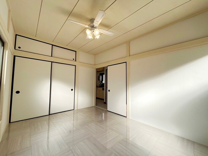 ヴィステリア・コートの物件内観写真