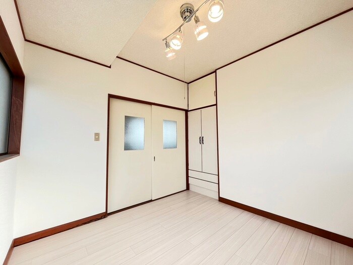 ヴィステリア・コートの物件内観写真