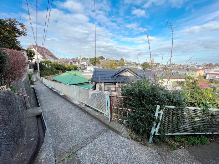 ヴィステリア・コートの物件外観写真