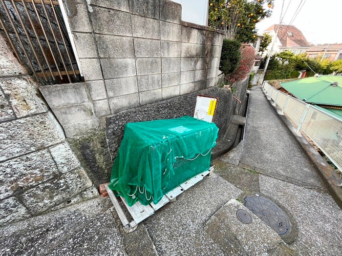 ヴィステリア・コートの物件外観写真