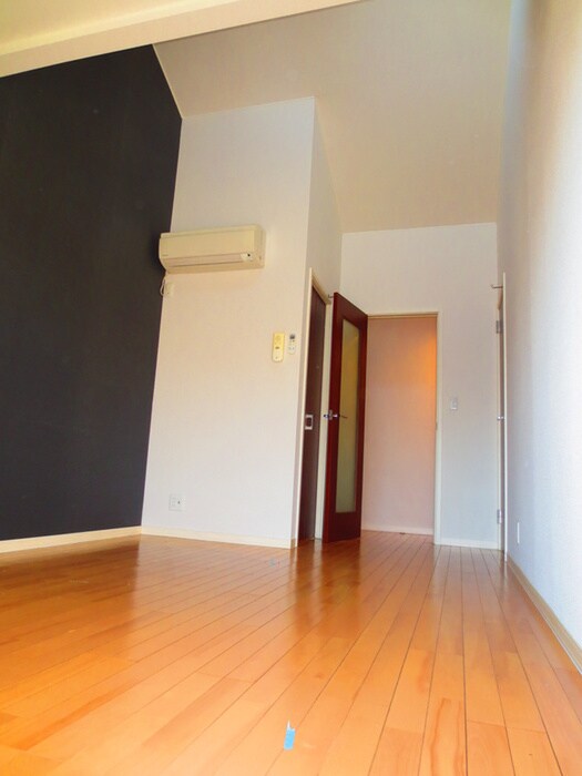 フローラ松が丘の物件内観写真