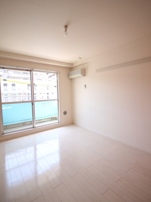 ヒルサイド・フラッツⅢの物件内観写真