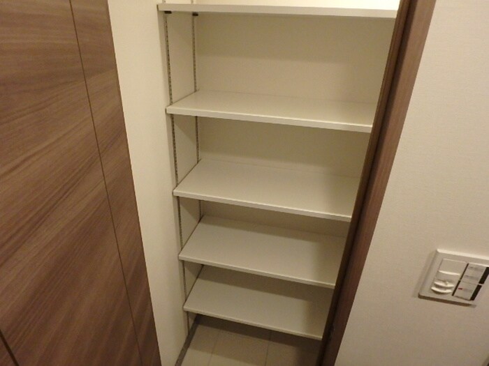 レジディア千駄木の物件内観写真