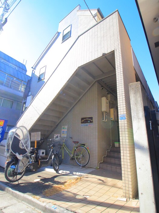 三高・サン・ステュディオの物件外観写真