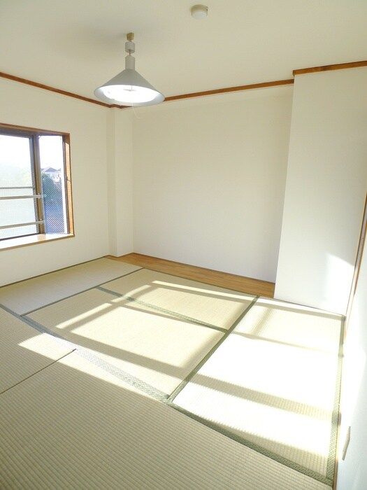 クレイルヴィラⅠの物件内観写真