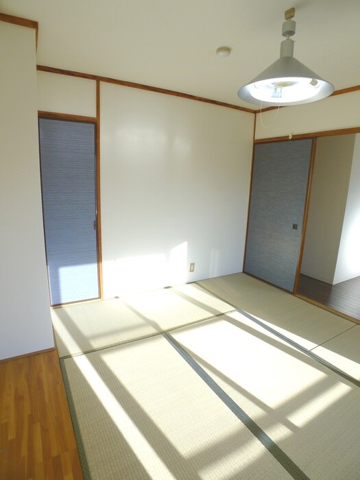 クレイルヴィラⅠの物件内観写真