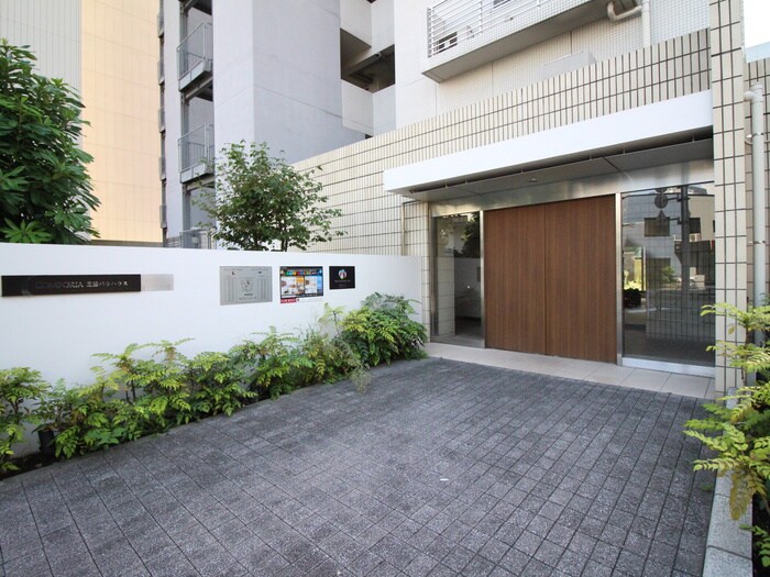 コンフォリア芝浦ﾊﾞｳﾊｳｽの物件外観写真