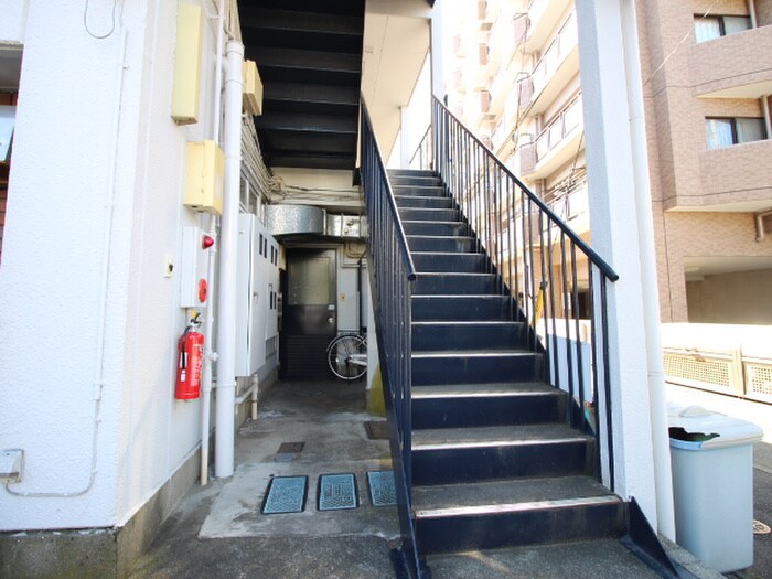 本町プラザマンションの物件外観写真