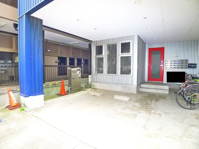 カムフォート新宿の物件外観写真