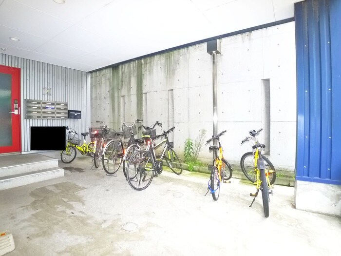 カムフォート新宿の物件外観写真