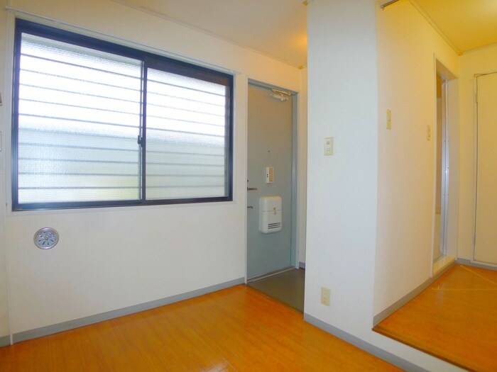 メゾンセレベ－ルの物件内観写真