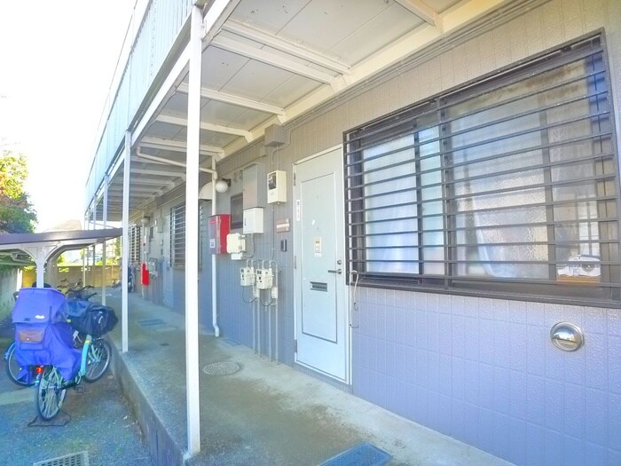 メゾンセレベ－ルの物件外観写真