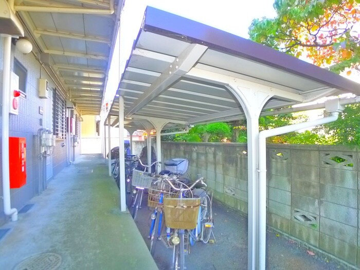 メゾンセレベ－ルの物件外観写真