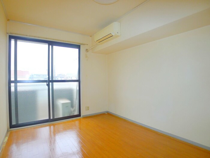 メゾンセレベ－ルの物件内観写真