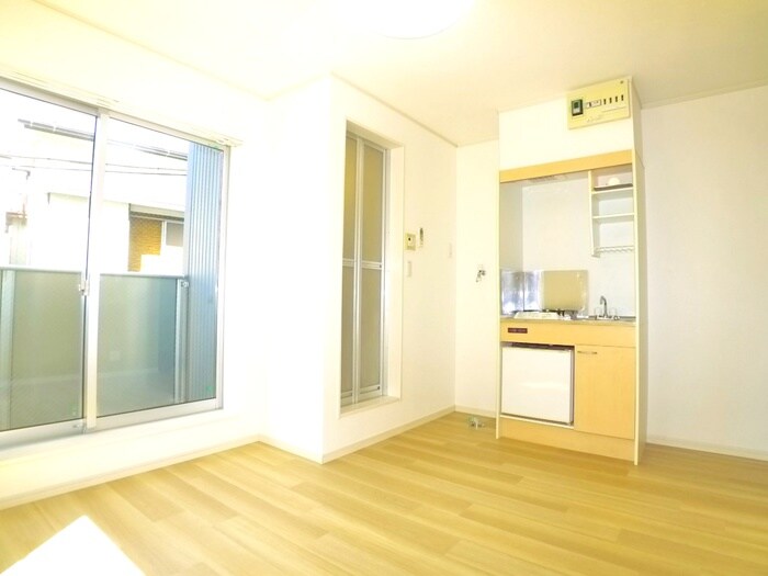 シャンテ西新井本町の物件内観写真