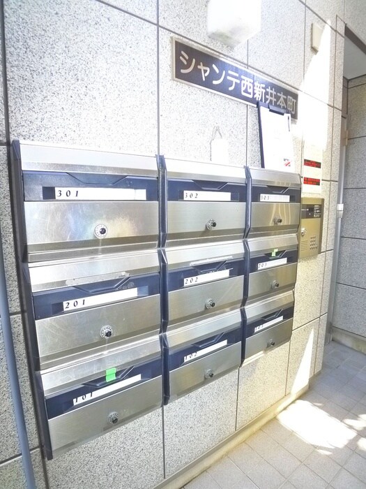 シャンテ西新井本町の物件外観写真