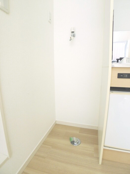 シャンテ西新井本町の物件内観写真