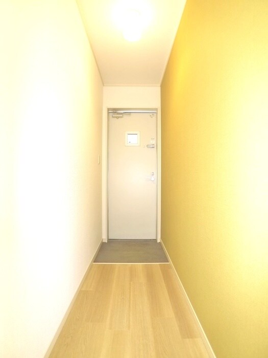 シャンテ西新井本町の物件内観写真