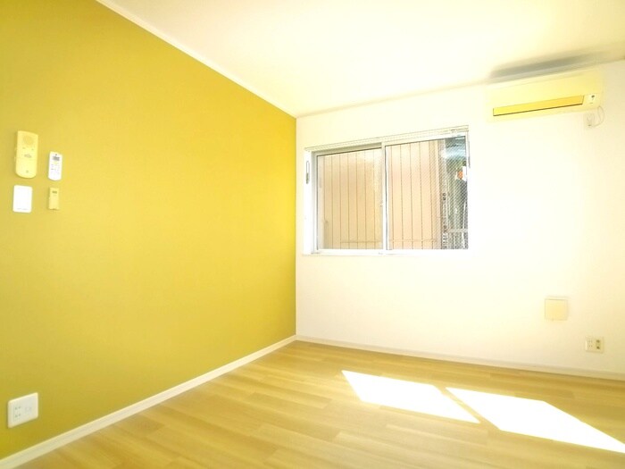 シャンテ西新井本町の物件内観写真