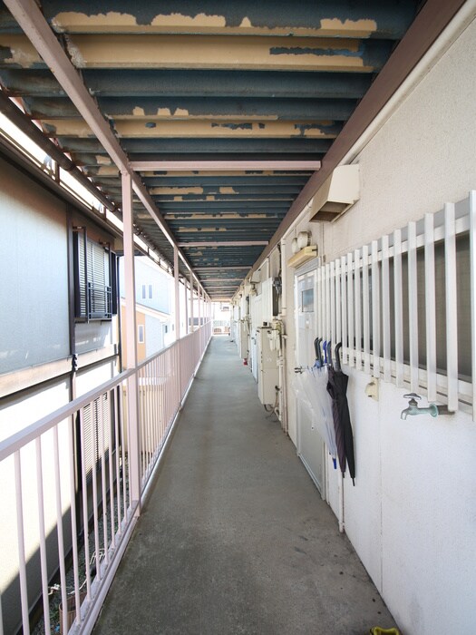 正栄コ－ポの物件外観写真