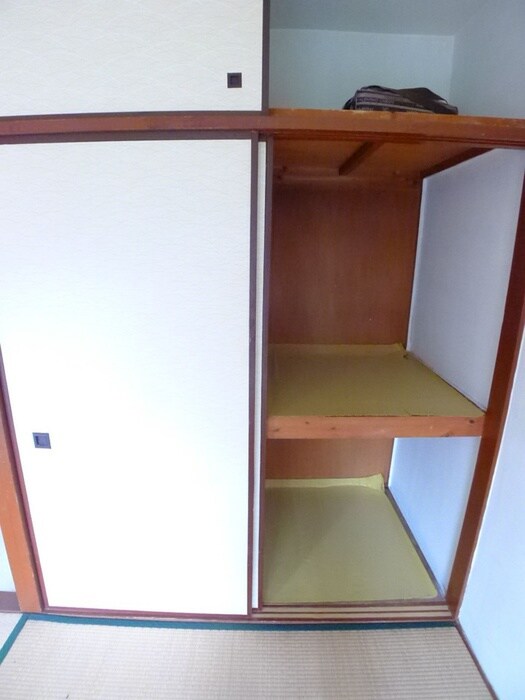 山内ハイツの物件内観写真