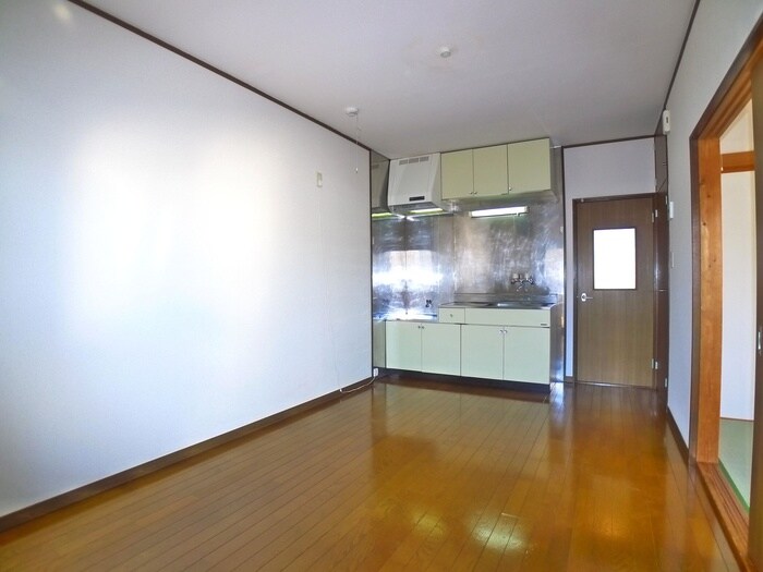 スカイビレッジの物件内観写真