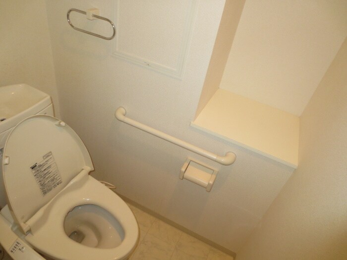 Ｒｏｂｕｓｔ　Ｃｏｕｒｔの物件内観写真