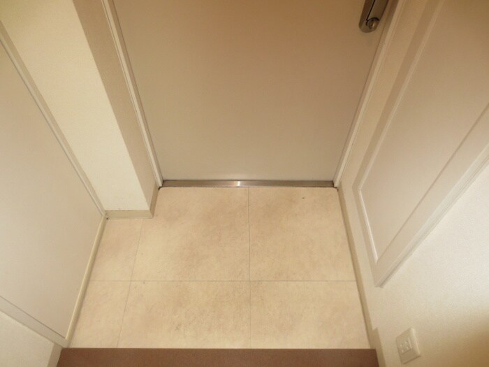 Ｒｏｂｕｓｔ　Ｃｏｕｒｔの物件内観写真