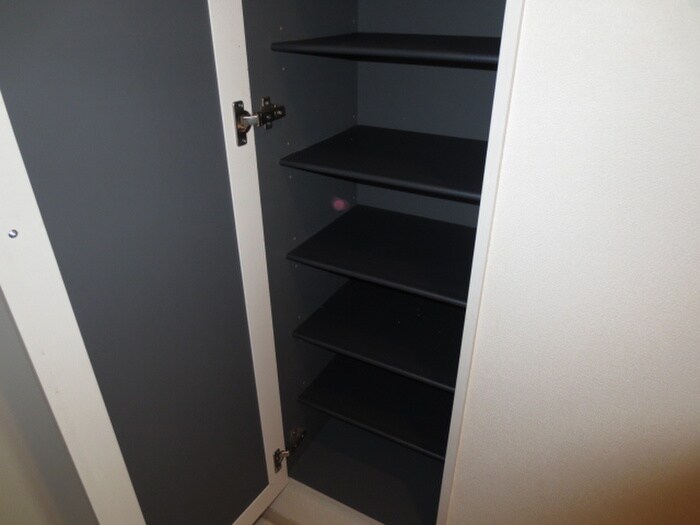 Ｒｏｂｕｓｔ　Ｃｏｕｒｔの物件内観写真