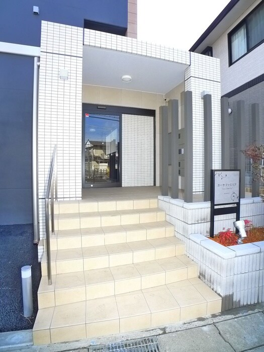 カーサファミリアの物件外観写真