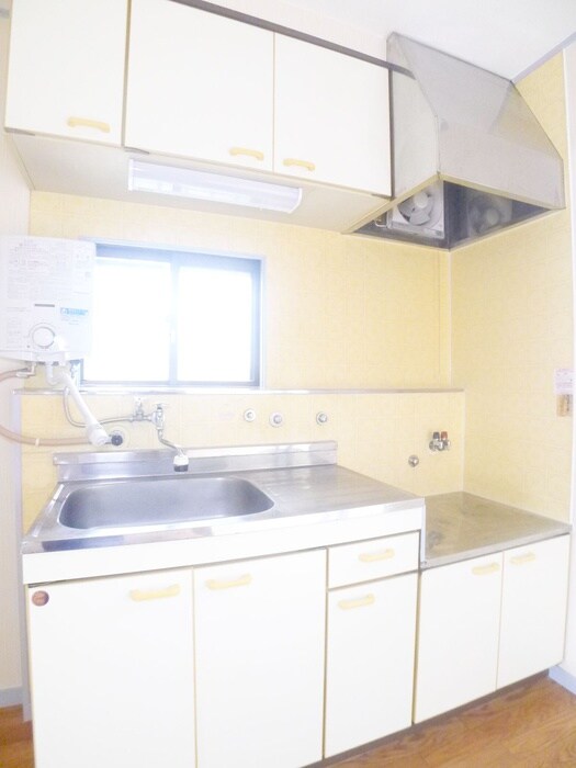 輪光ハイツの物件内観写真