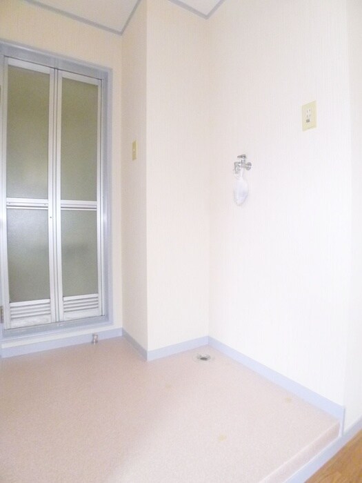 輪光ハイツの物件内観写真