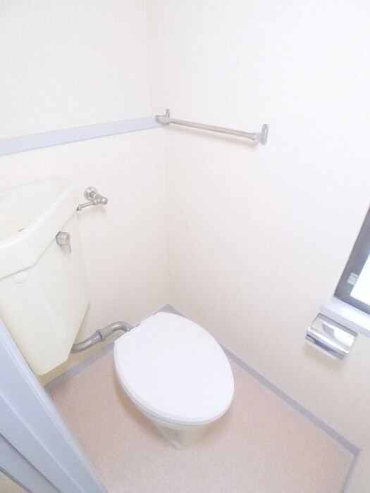 輪光ハイツの物件内観写真