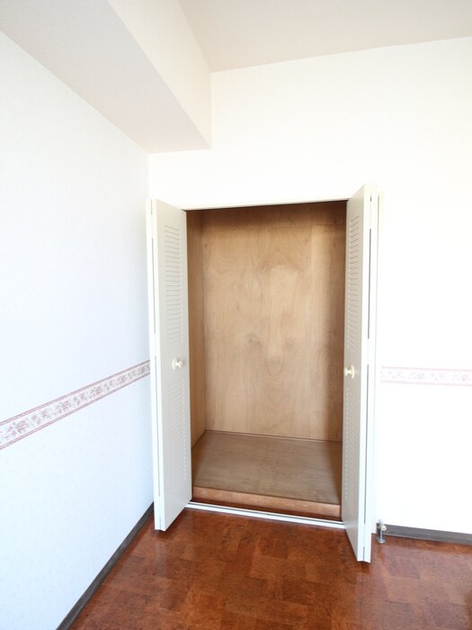 湘南カワマヒルズの物件内観写真