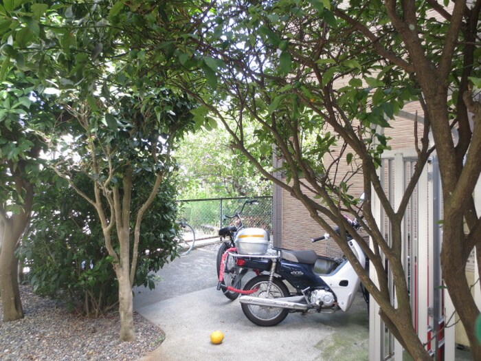 リバティハウスの物件外観写真