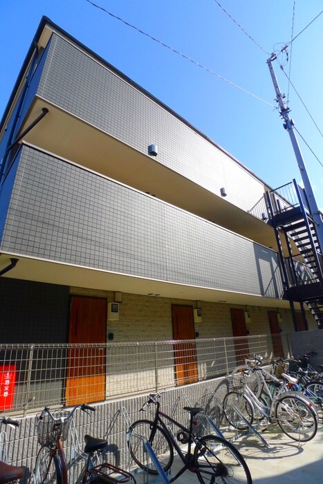 グランオールの物件外観写真