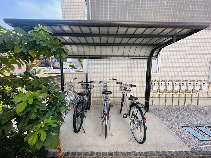 ヴェルサン調布の物件外観写真