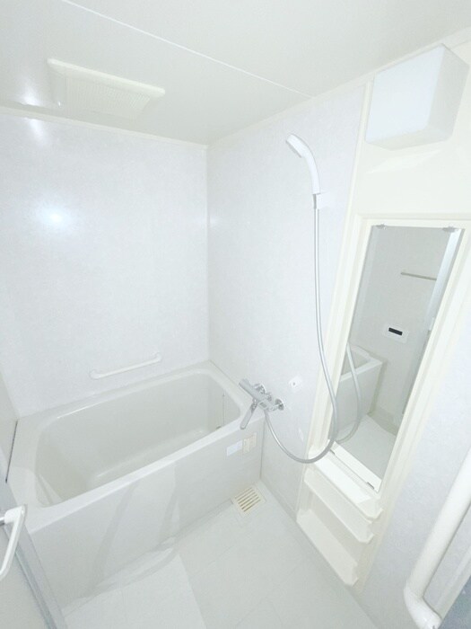 パウロニアビューコートの物件内観写真