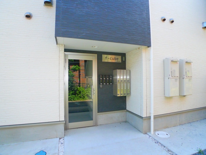 f-cubeの物件外観写真