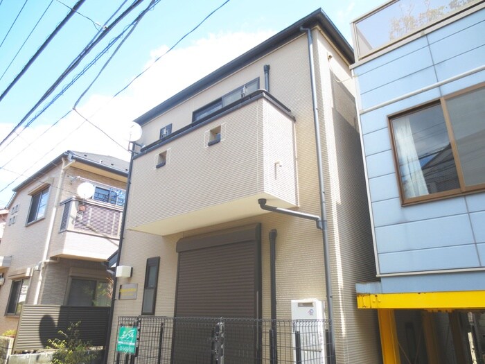 クライネ シュロスの物件外観写真