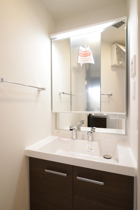 BluRock東神奈川の物件内観写真