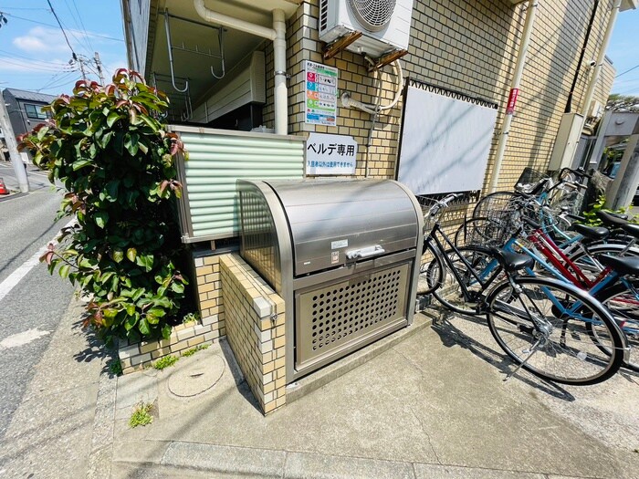 マンションベルデの物件外観写真