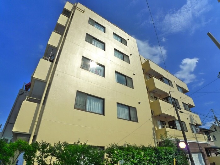 シャングリラⅠの物件外観写真