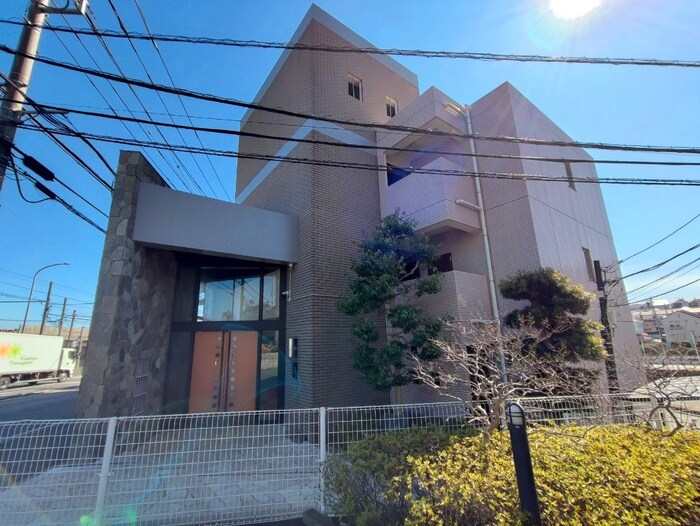 Ｌａ　ｔｏｕｒの物件外観写真