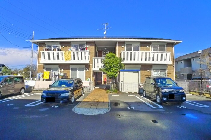 クリスタル　エトワールの物件外観写真